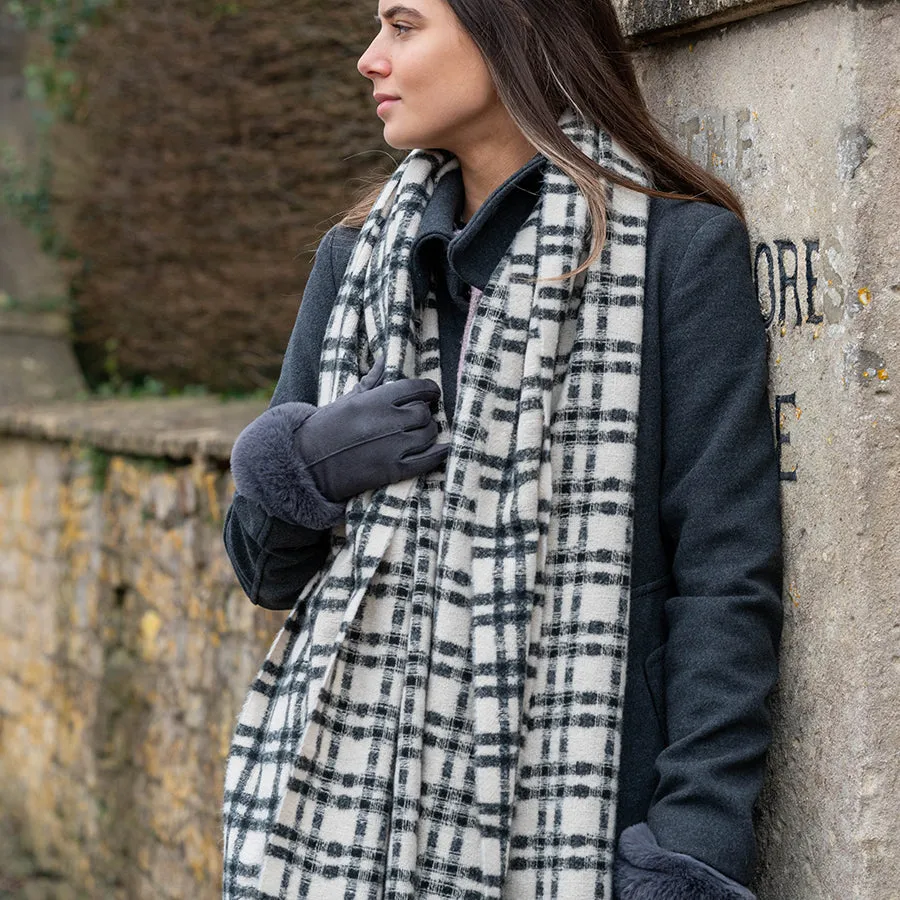 Monochrome Tile Scarf